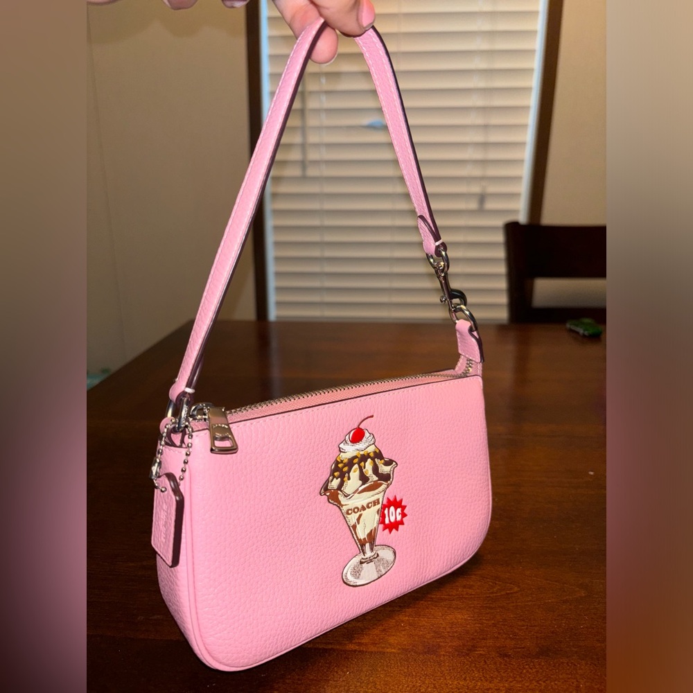 Coach Nolita 19 ice cream 🍦👛